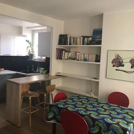 2 & 2 Double-bed In An Exclusive Paříž